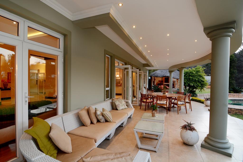 Sandown Guest House Johannesburg Exterior photo